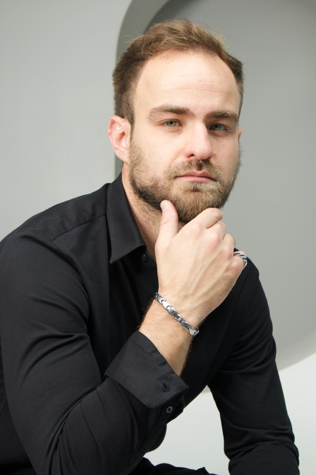Daniel Gurfinkel portrait